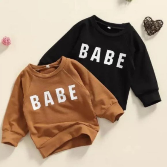 NEW Unisex Infant Babe Sweatshirt - Black or Tan - Picture 1 of 1